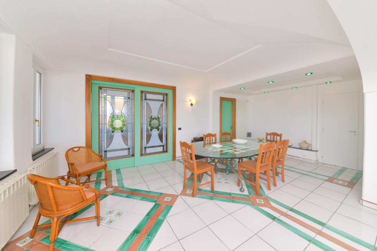 Villa Stefania Barano d'Ischia ภายนอก รูปภาพ